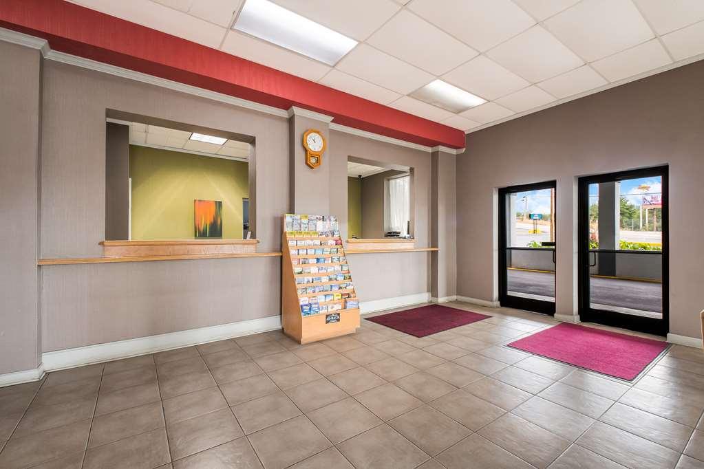Suburban Studios Cleveland Tn I-75 المظهر الداخلي الصورة